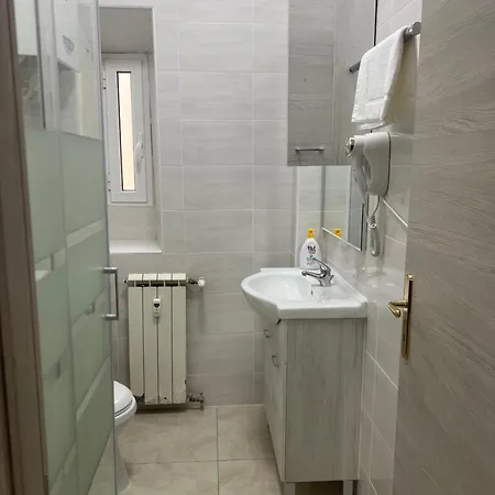 Bed & Breakfast Turati Termini 4*