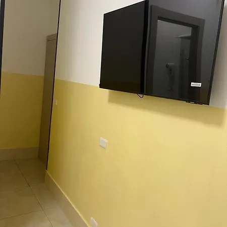 לינה וארוחת בוקר Turati Termini רומא